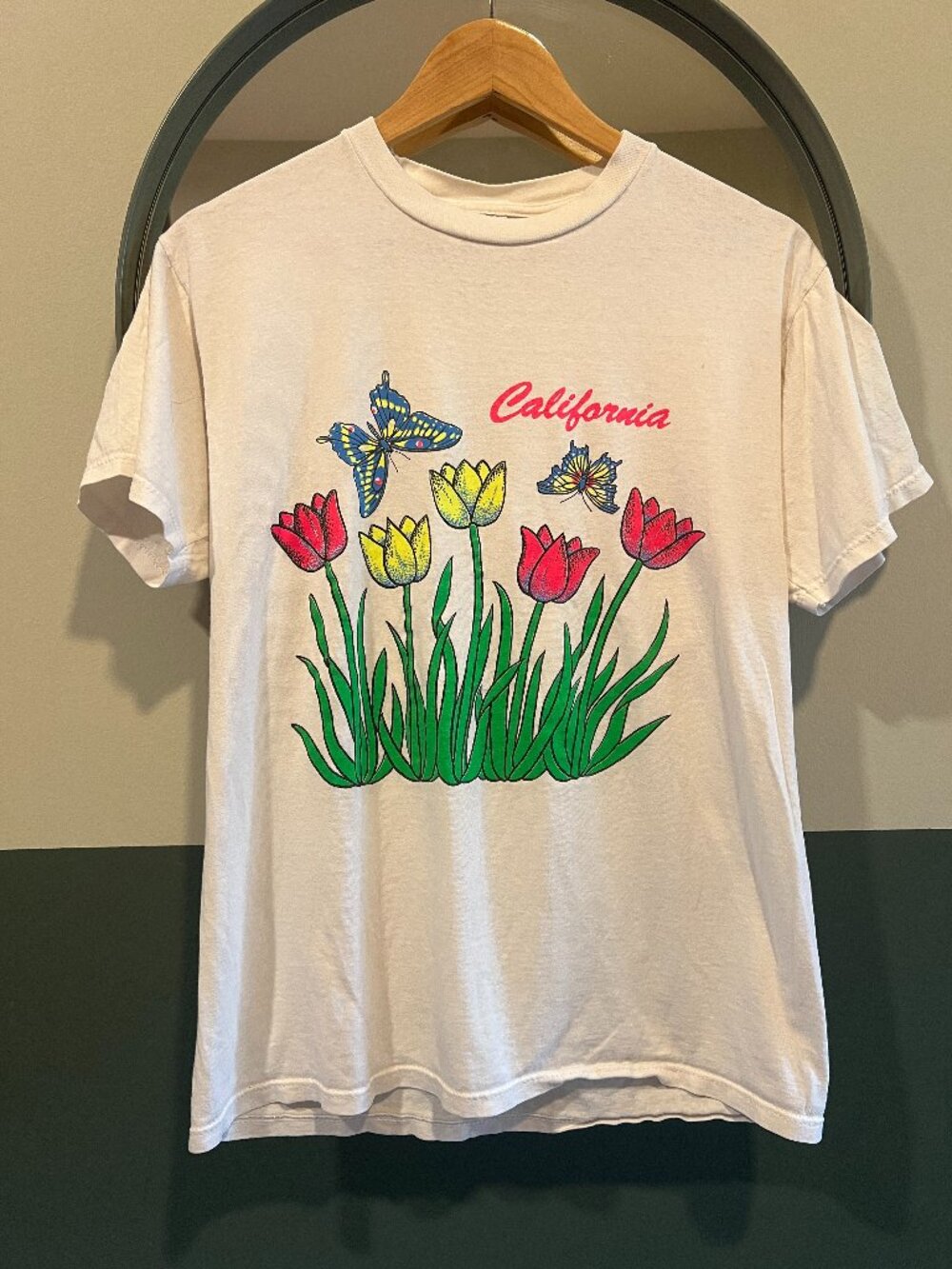 California Tulip Tee – M – Vintage